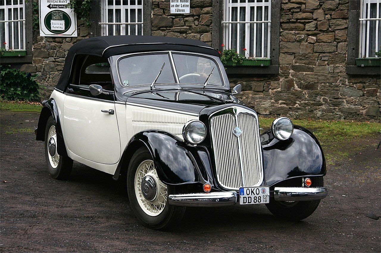 IFA F8 Limousine