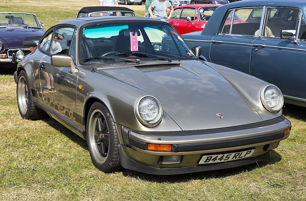 Porsche 911 Carrera 3.2 3.2