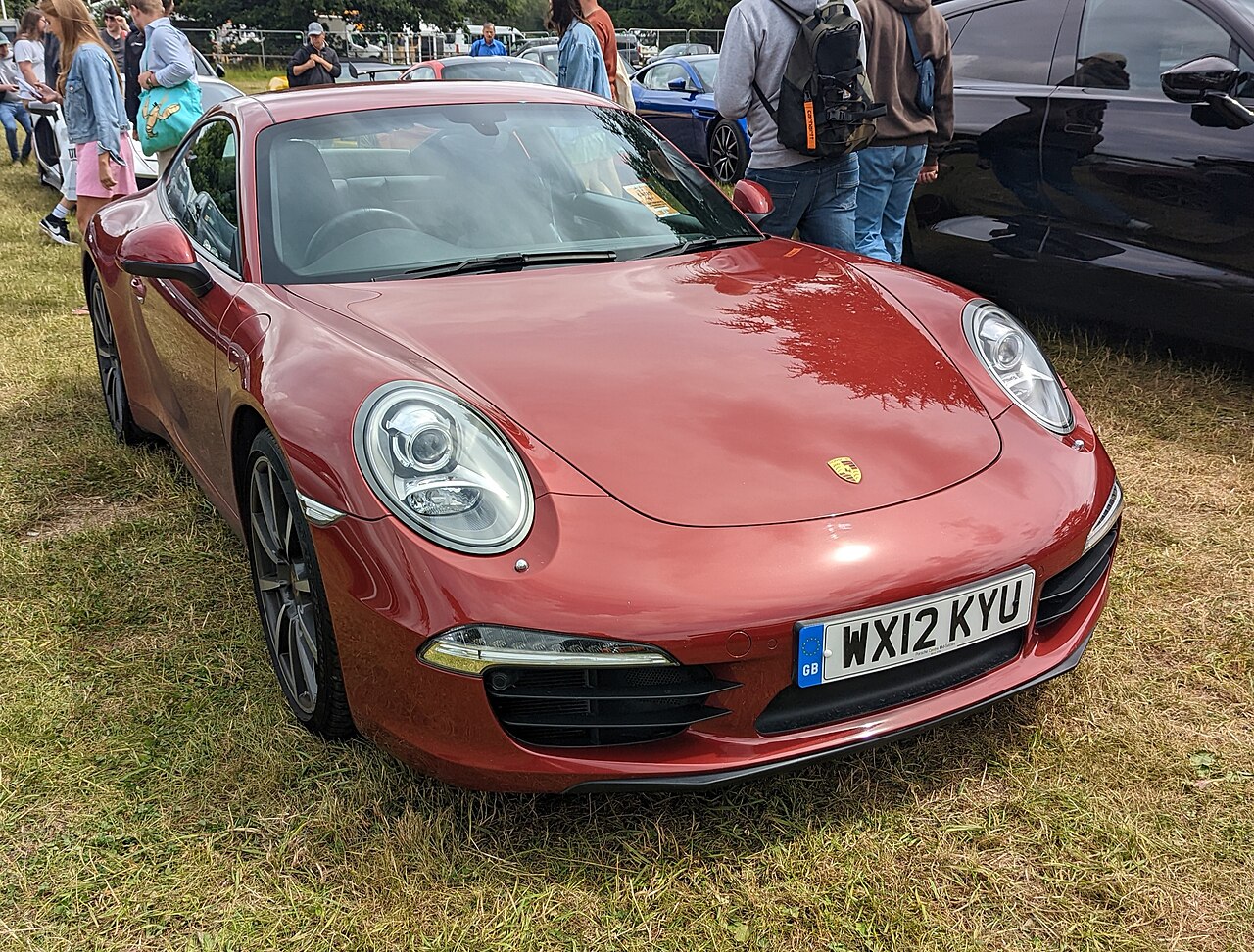Porsche 911 Carrera 4 3.4 991
