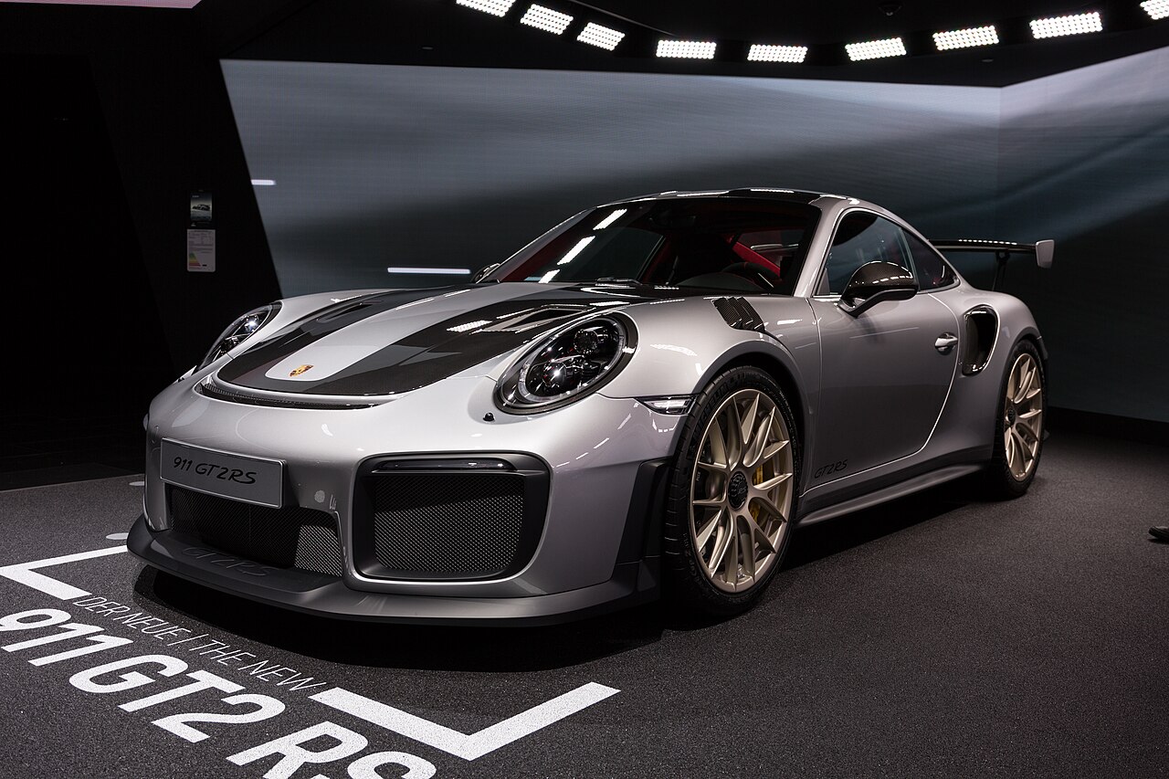 Porsche 911 GT2 RS 3.8 991.2