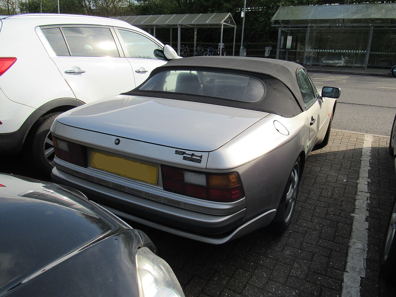 Porsche 944 S2 3.0