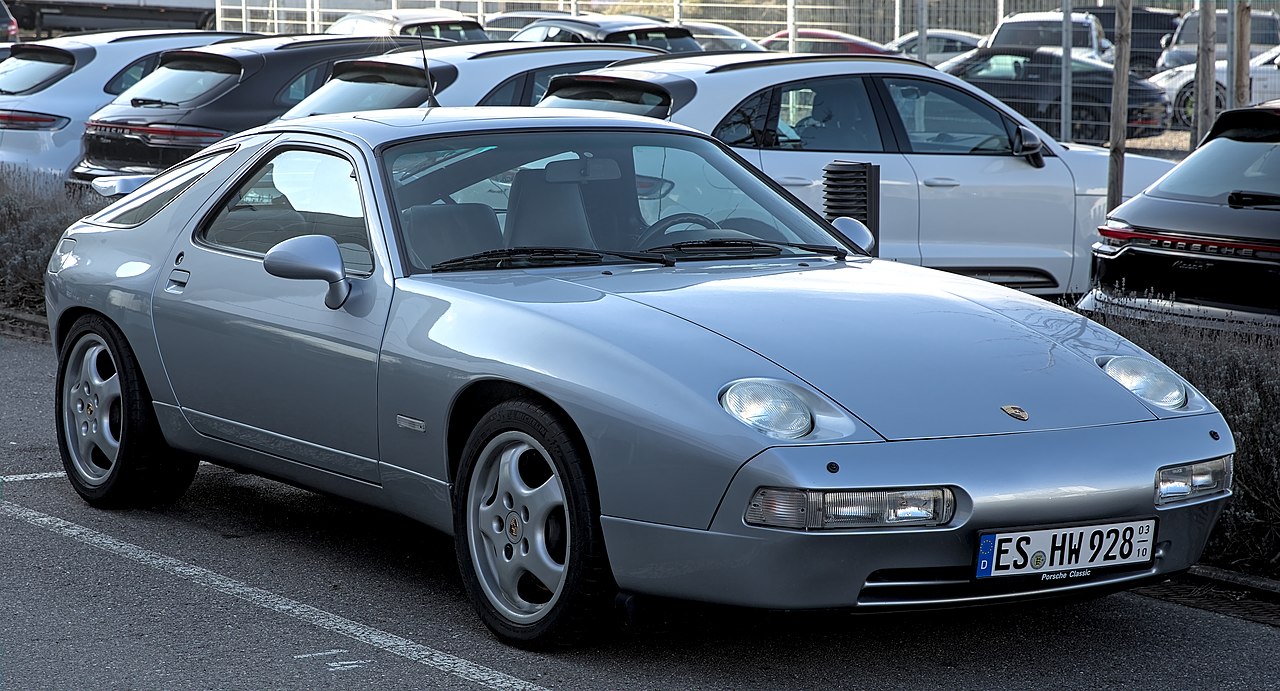 Porsche 928 GTS 5.4 V8