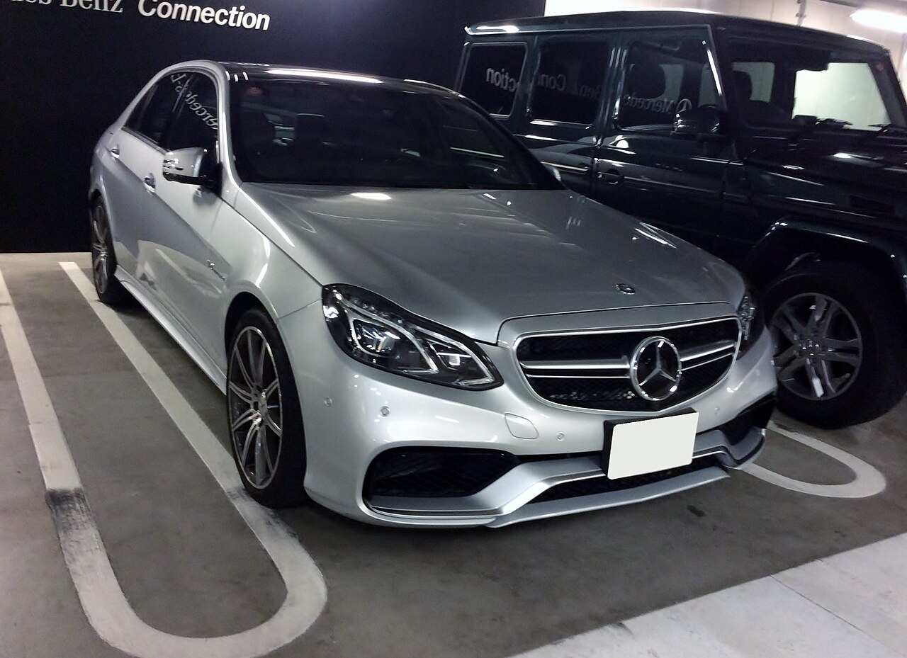 Mercedes-Benz E63 AMG W213 4.0 S