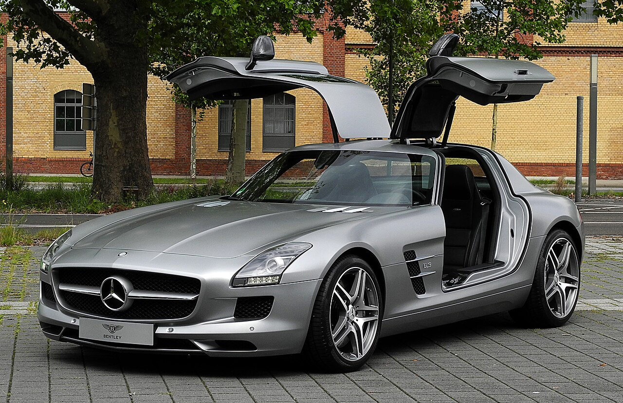 Mercedes-Benz SLS AMG 6.2 V8