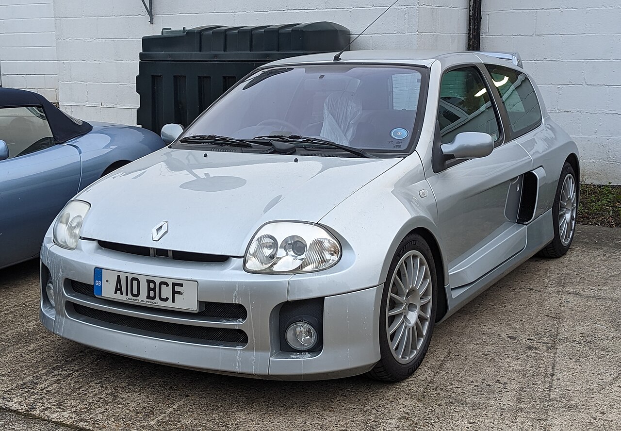 Renault Clio V6 3.0 V6 Mid