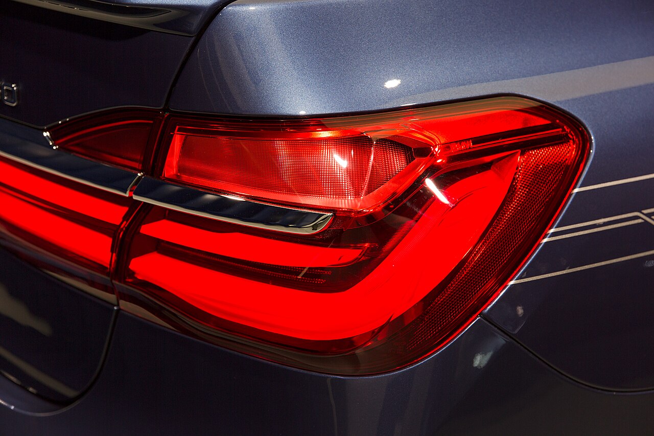 Alpina B7 Biturbo 4.4 V8 TT AWD