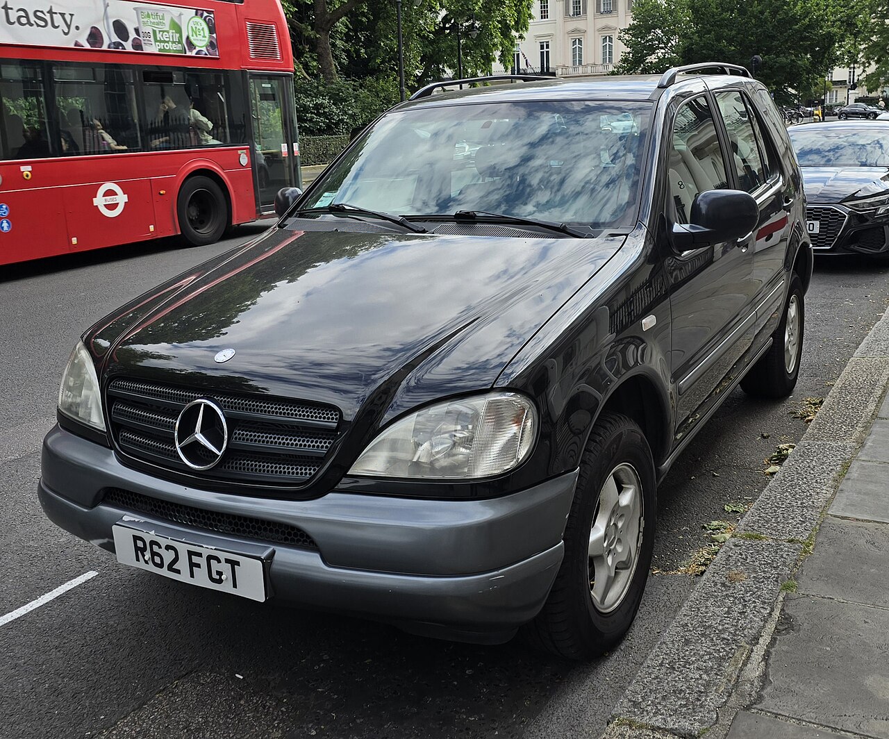 Mercedes-Benz ML 320 W163