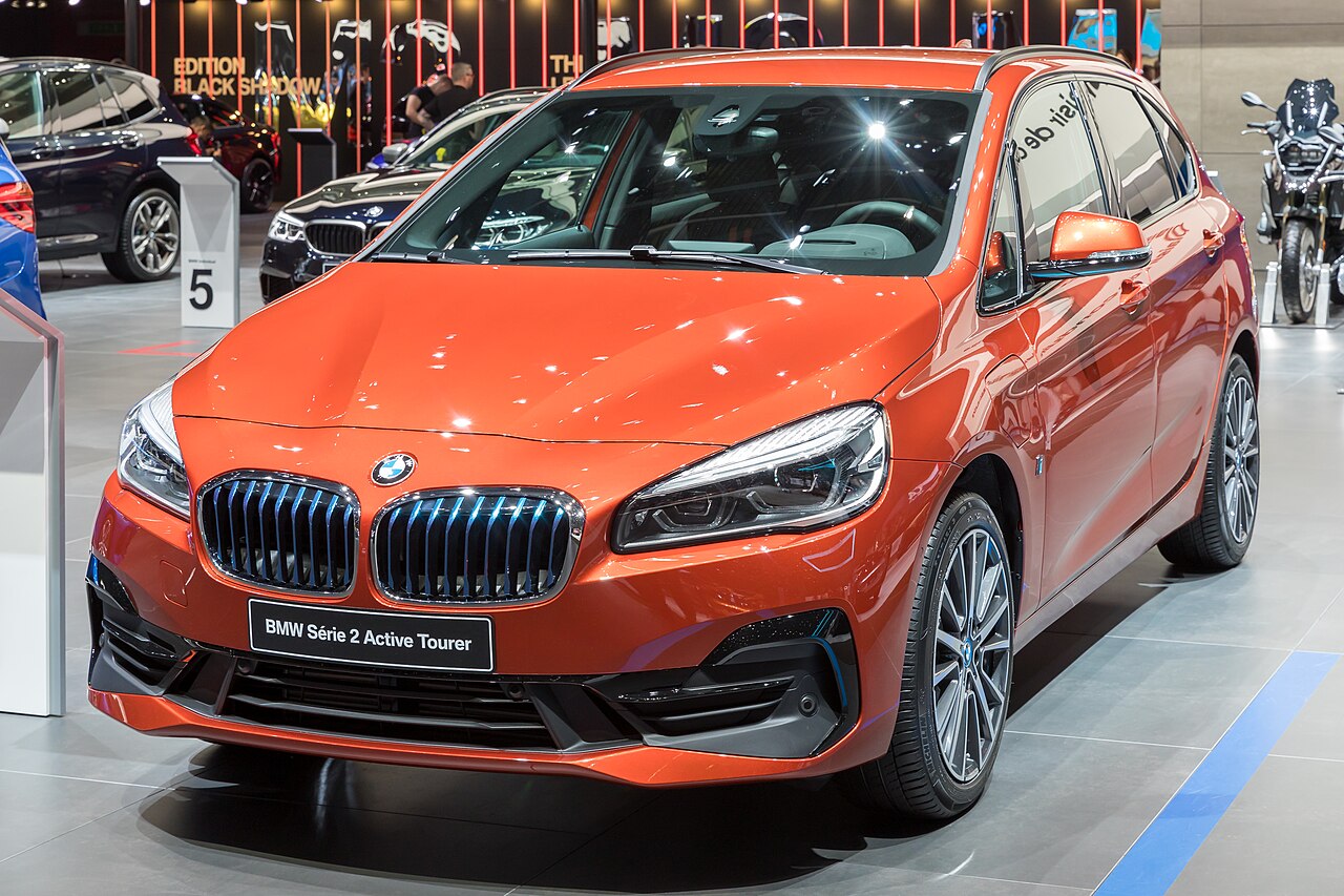 BMW 2er Active Tourer F45 218i