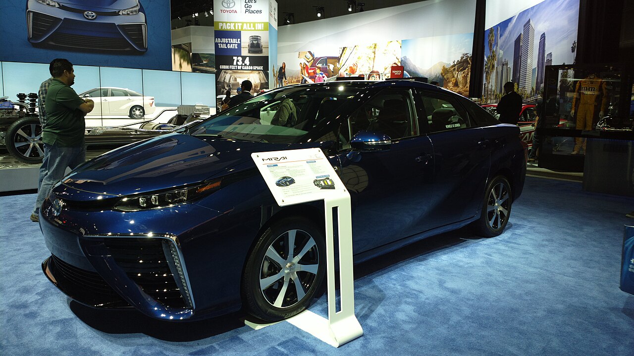 Toyota Mirai FCV JPD10