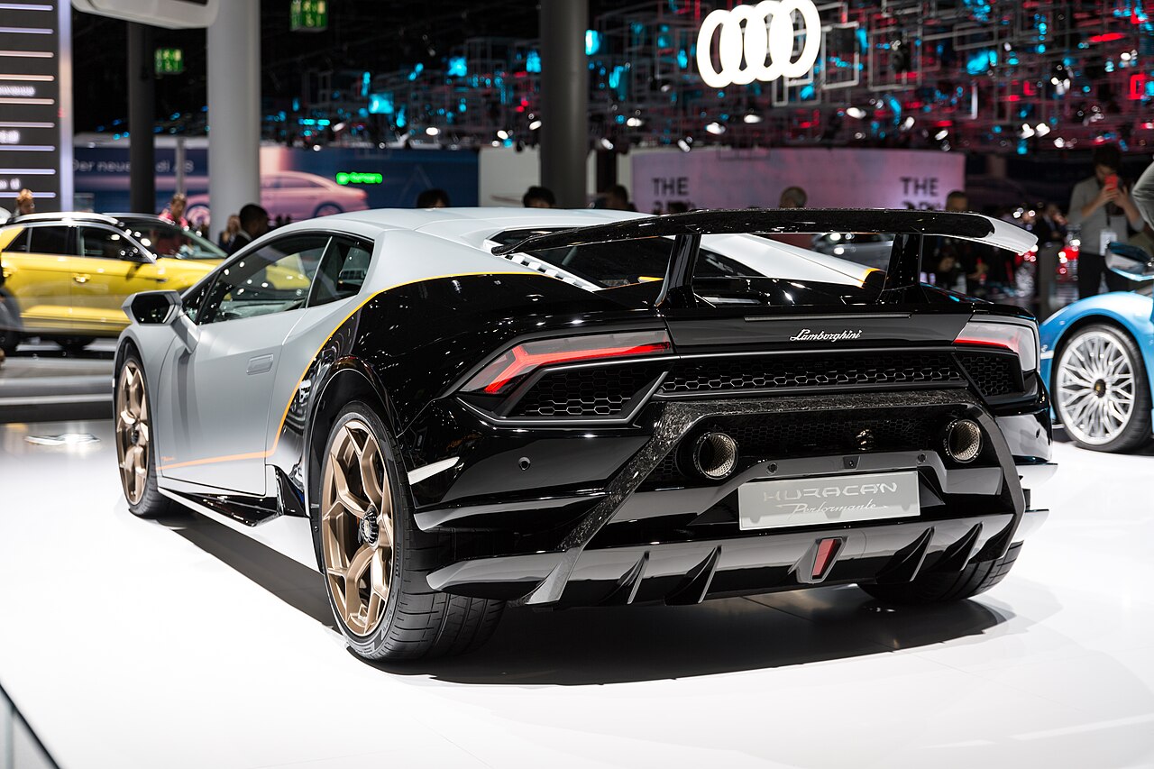 Lamborghini Huracán LP 640-4 Performante