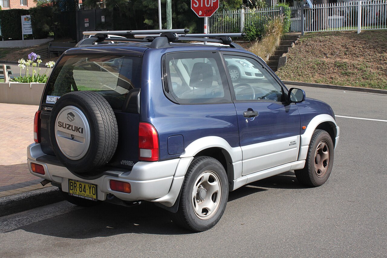 Suzuki Grand Vitara 2.0 i 16V 5-door JT, J20A