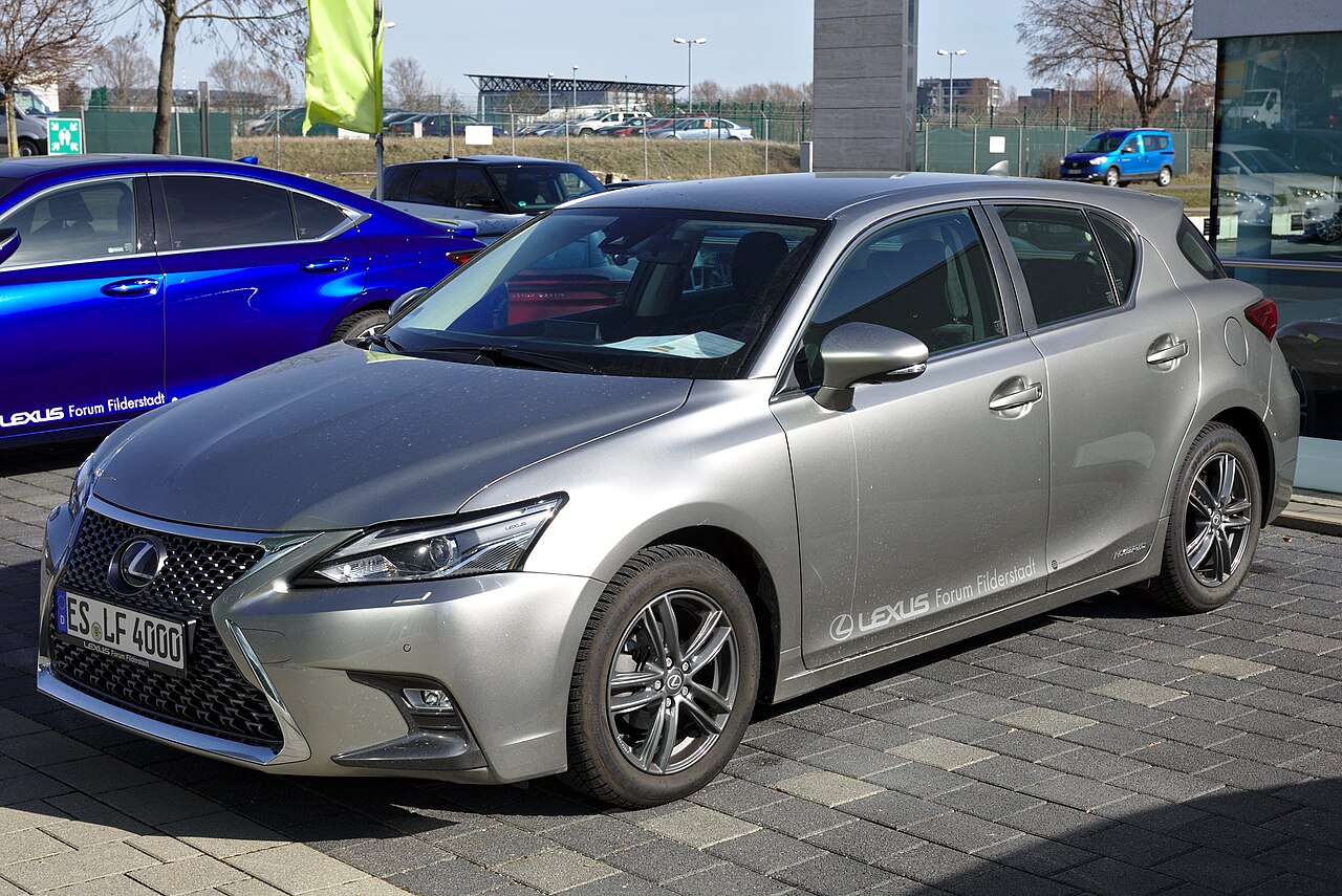 Lexus CT 200h CT200h ZWA10