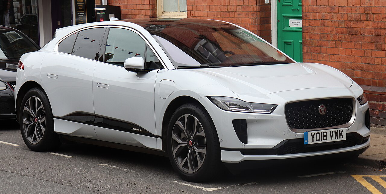 Jaguar I-Pace EV400 AWD X590