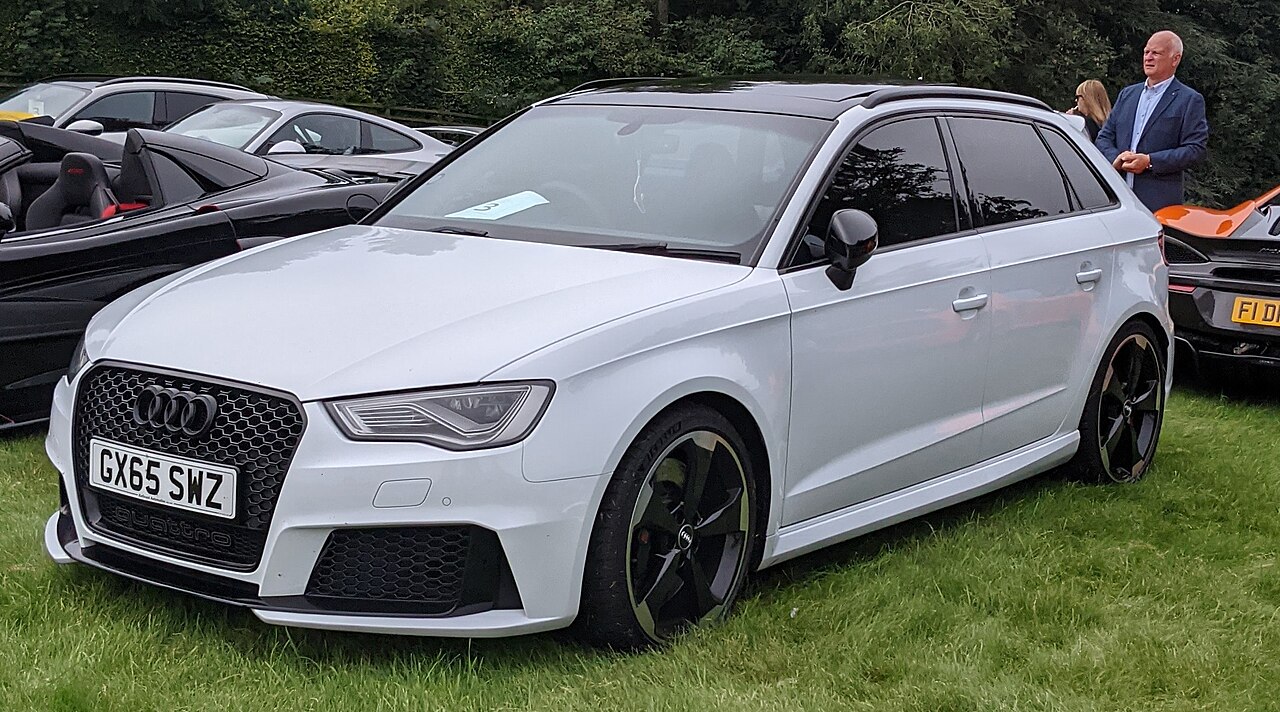 Audi RS3 8V 2.5 TFSI quattro