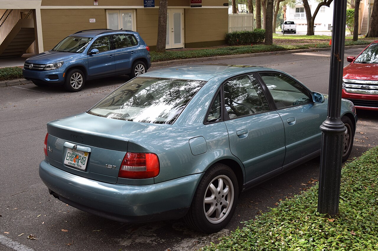Audi A4 B5 1.6