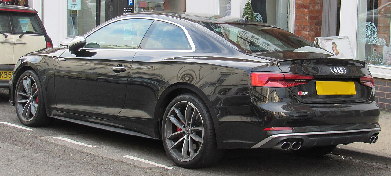 Audi S5 F5 3.0 TFSI quattro