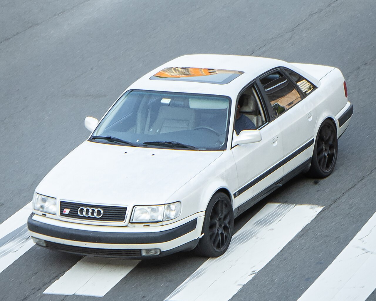 Audi S6 C4 4.2 V8 quattro