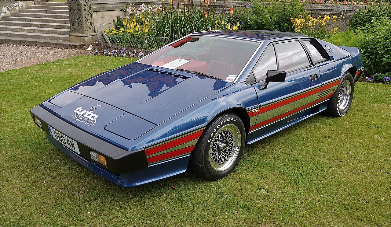 Lotus Esprit Turbo 2.2T