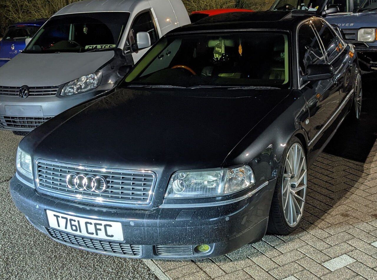 Audi A8 D2 4.2 quattro