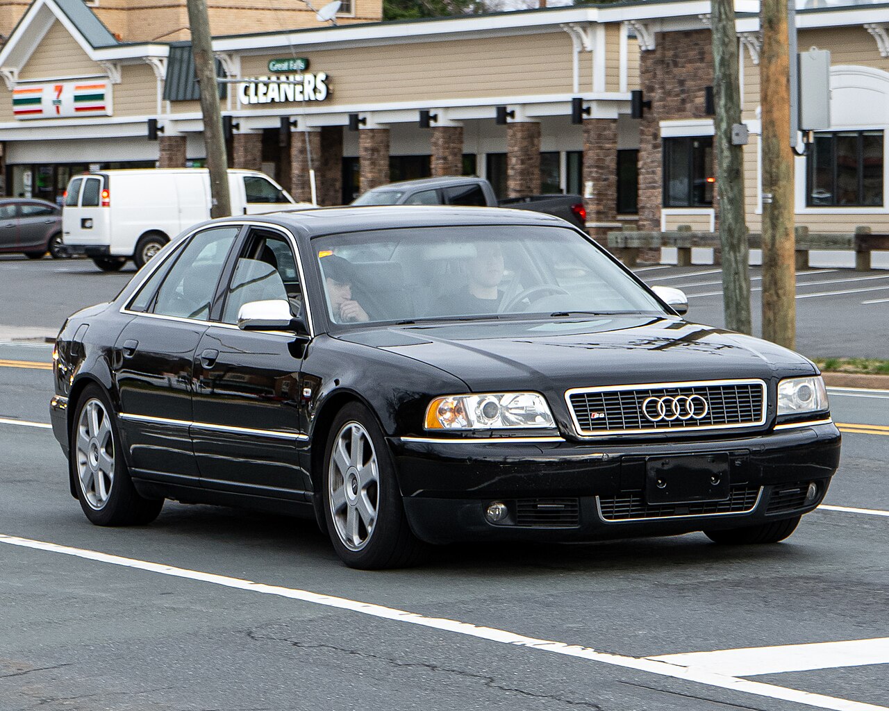 Audi S8 D2 4.2 quattro