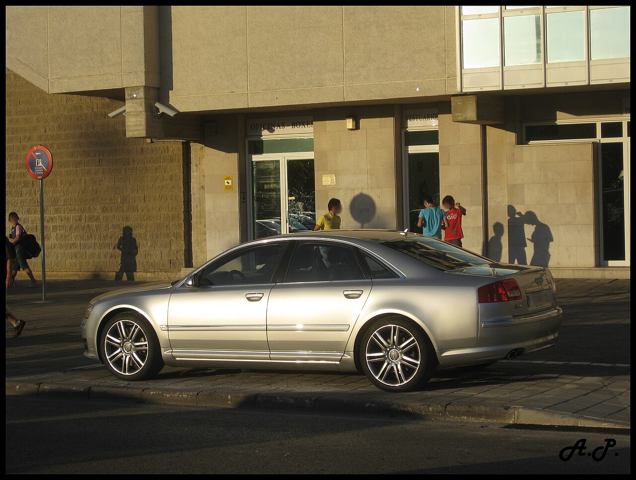 Audi S8 D3 5.2 FSI V10 quattro