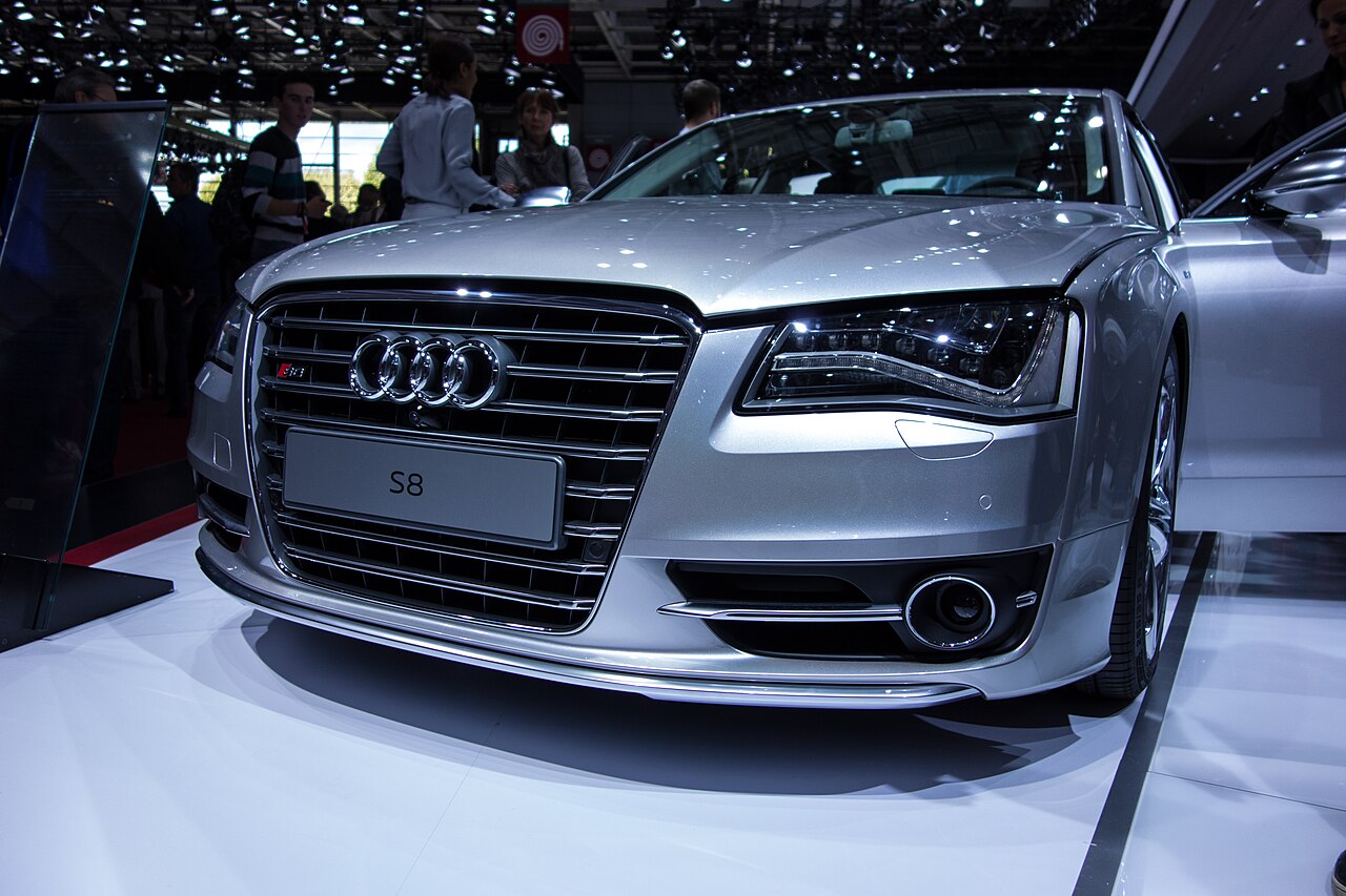 Audi S8 D4 4.0 TFSI quattro