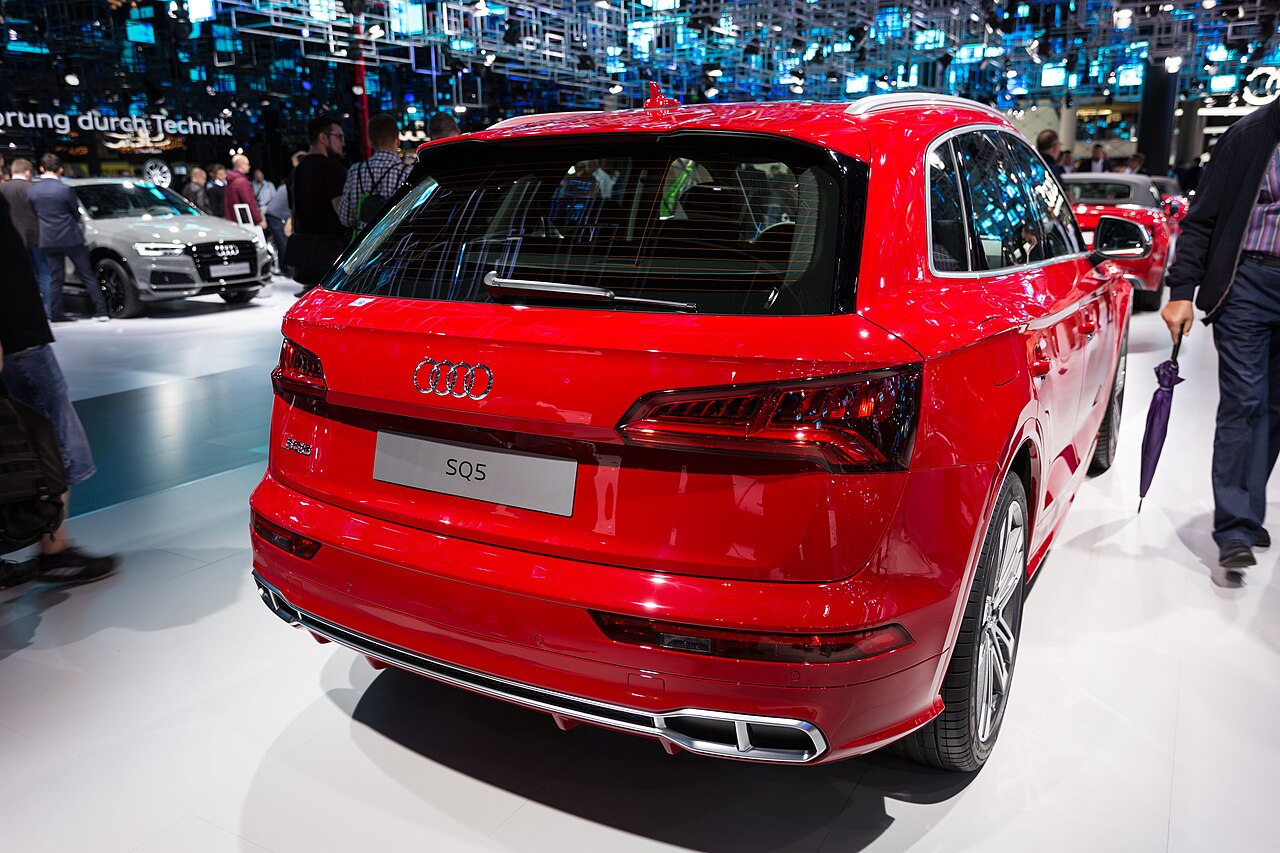 Audi SQ5 FY 3.0 TFSI quattro