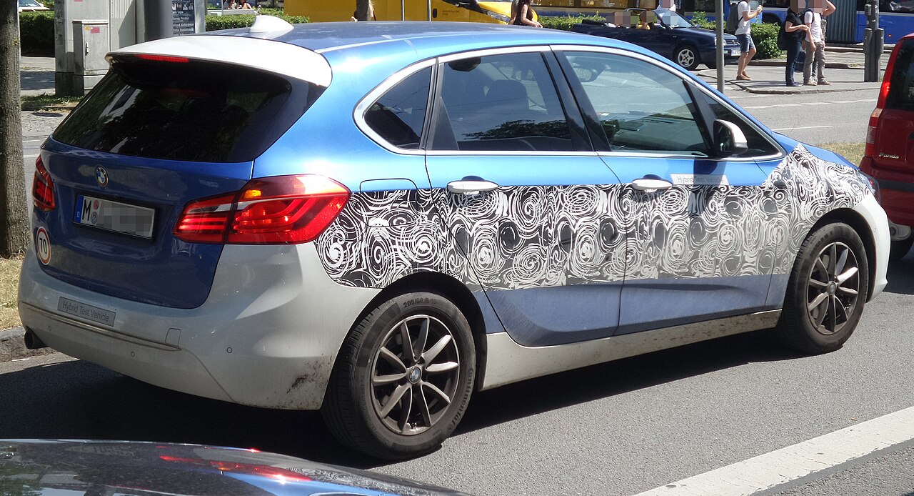 BMW 2er F45 216i
