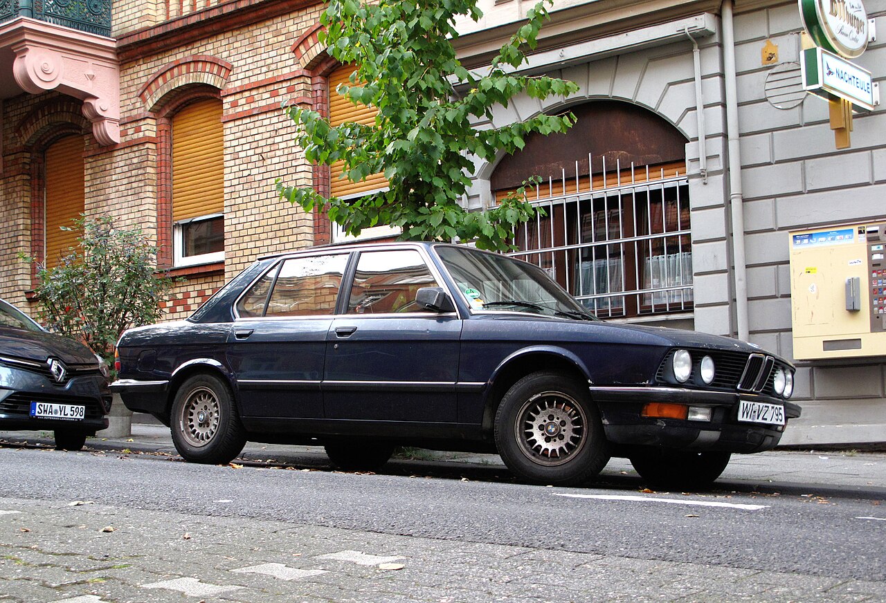 BMW 5er E28 528i 2.8