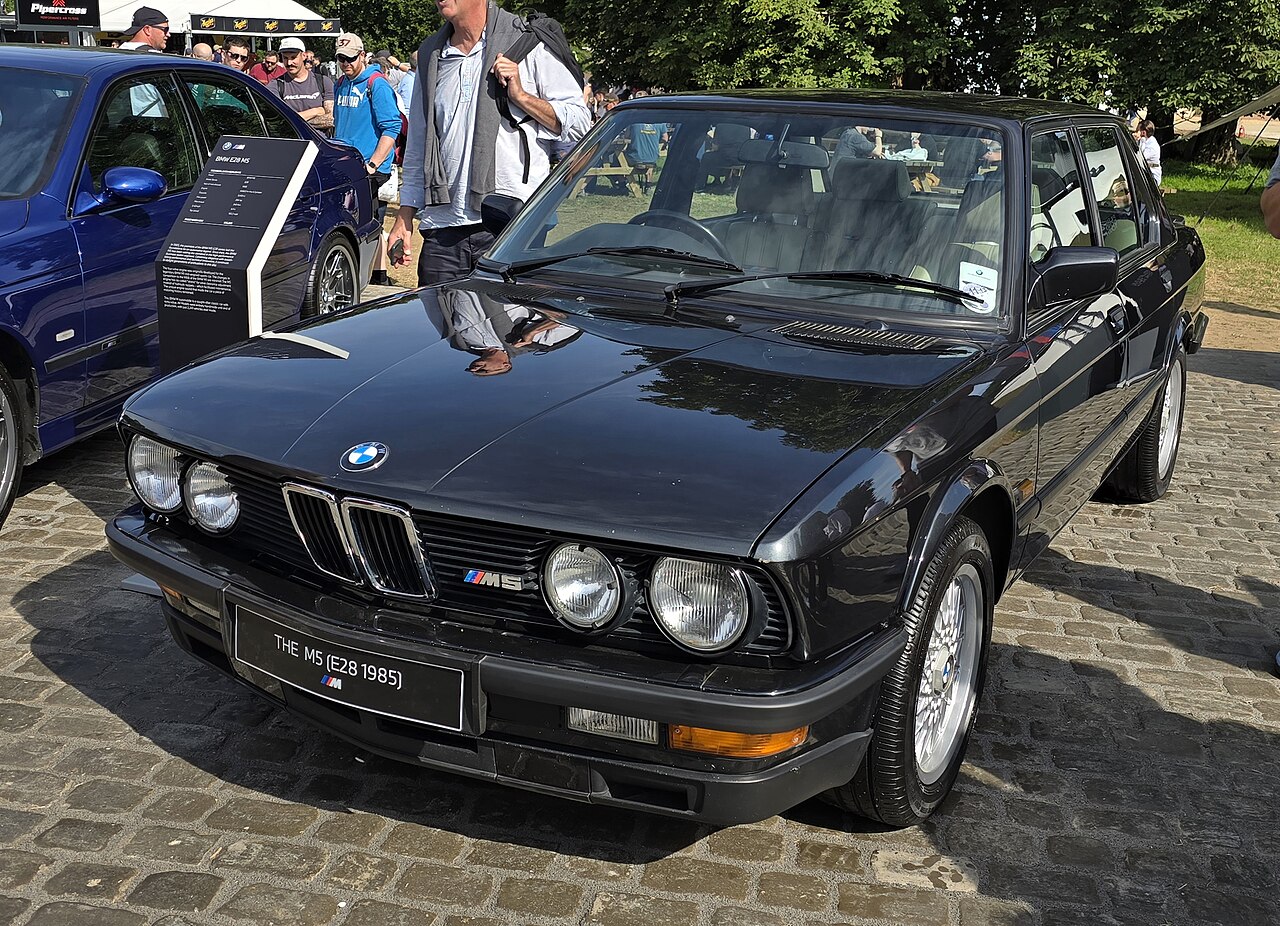 BMW M5 E28 3.5