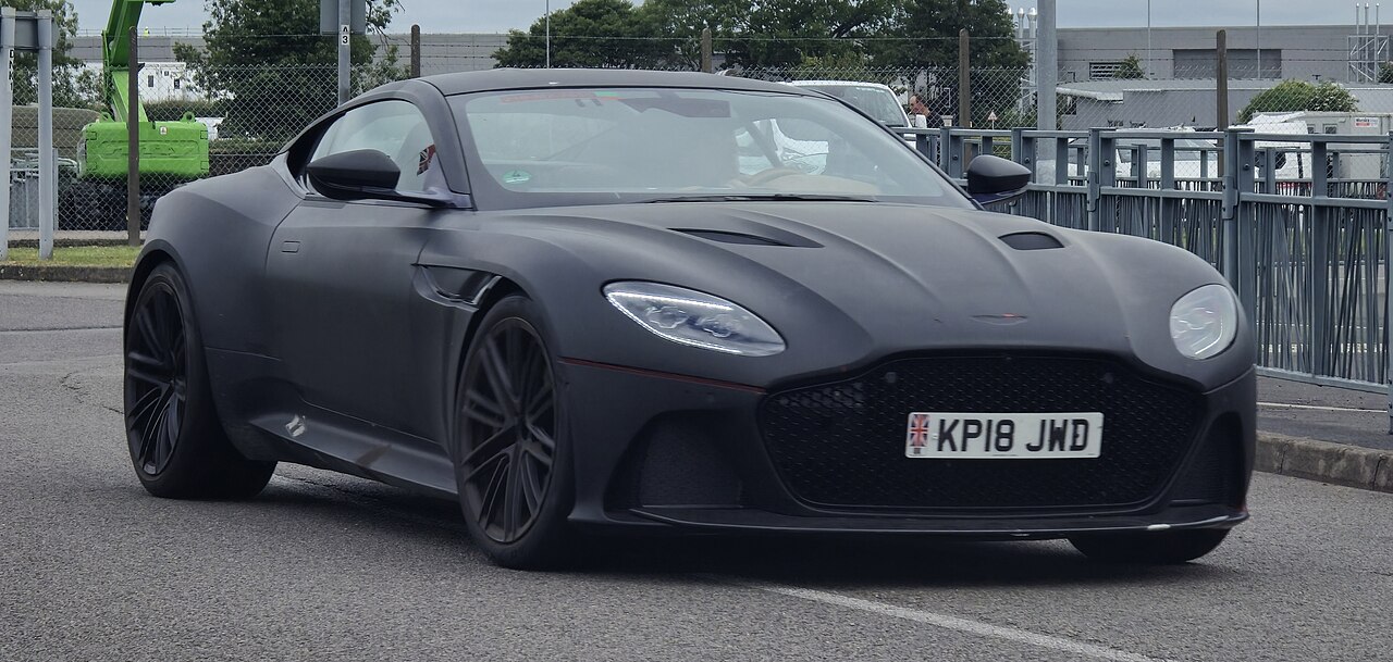 Aston Martin DBS Superleggera 5.2T V12