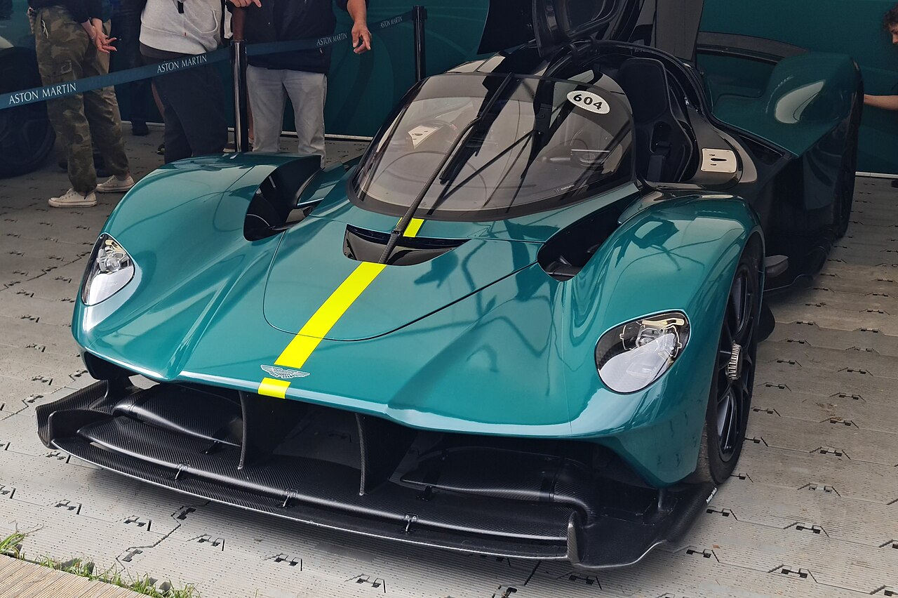 Aston Martin Valkyrie 6.5 V12 Hybrid