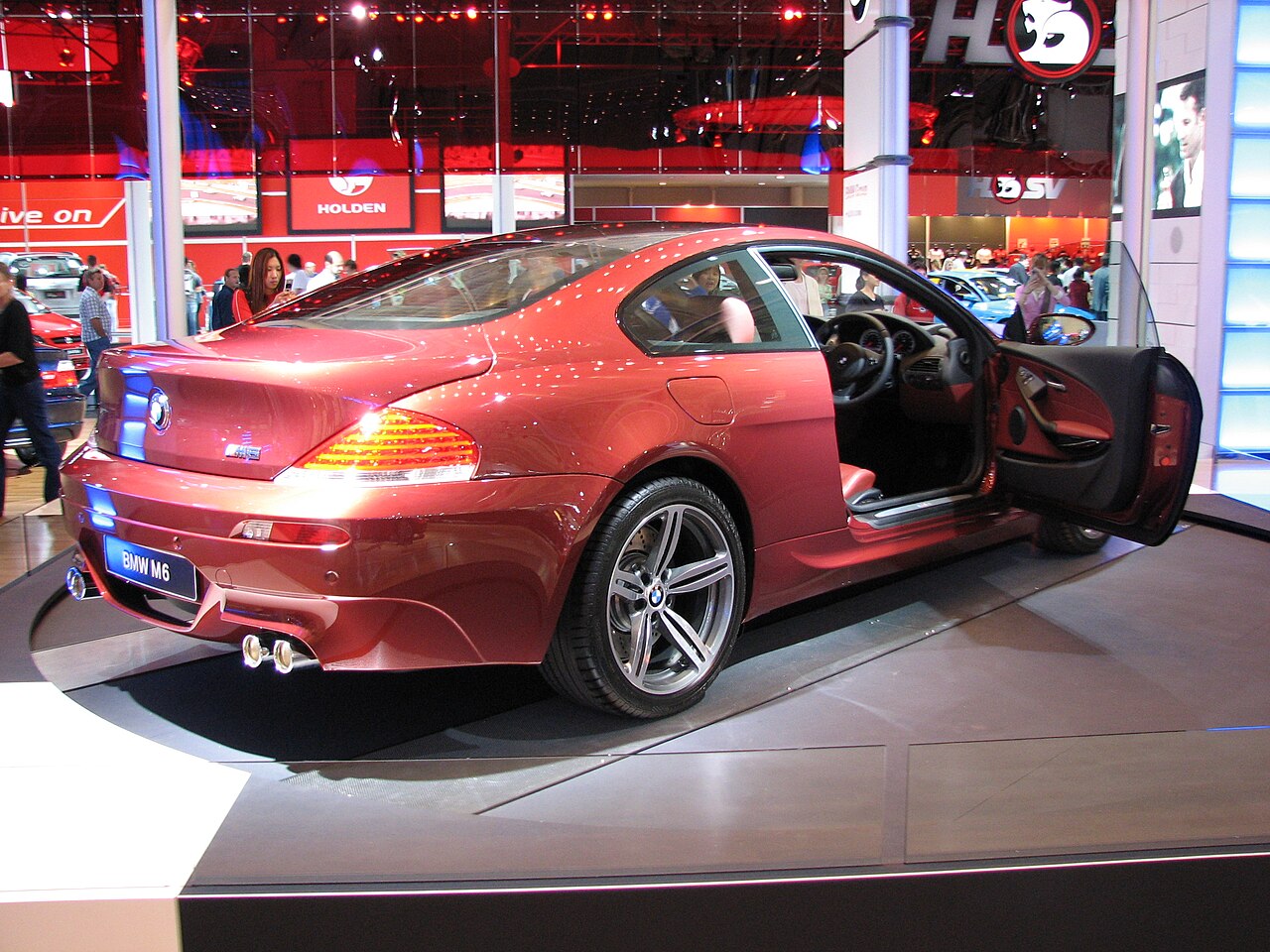 BMW M6 E63 V10