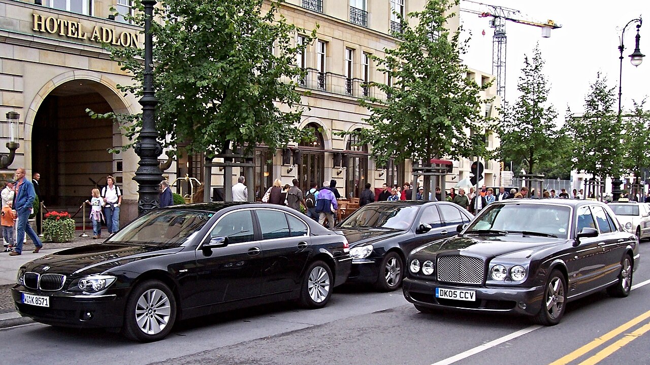 BMW 7er E65 740d V8