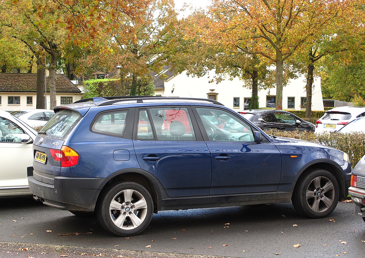 BMW X3 E83 2.0i