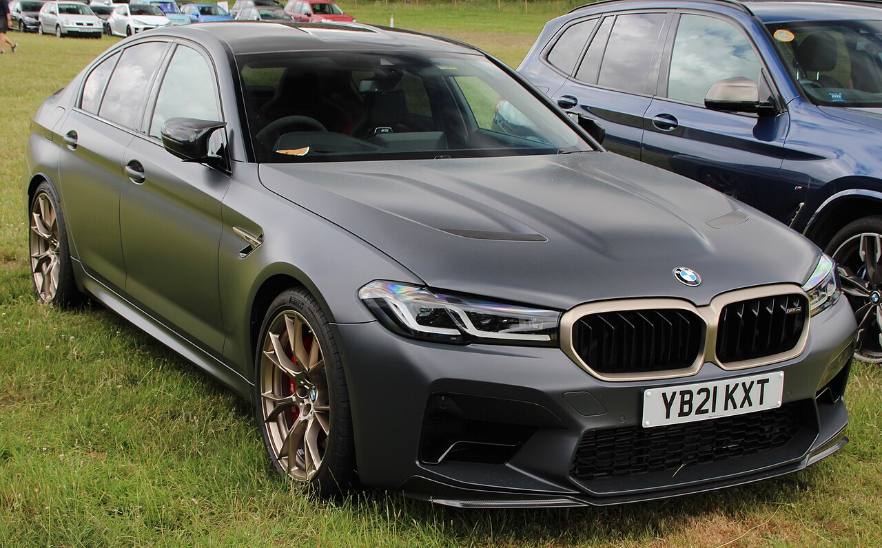BMW M5 CS F90