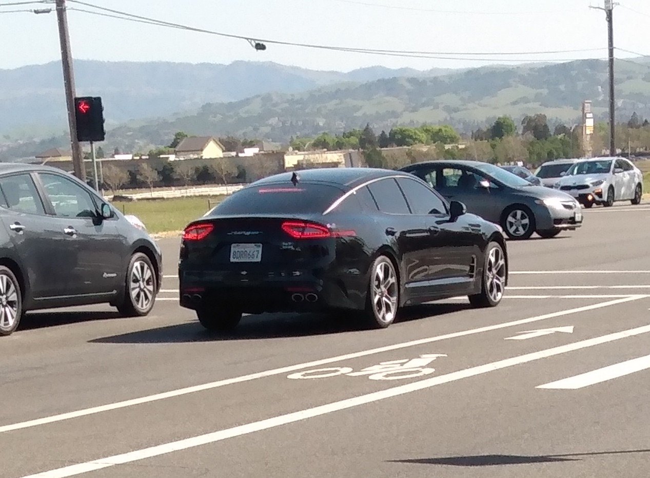 Kia Stinger 2.0 T-GDI