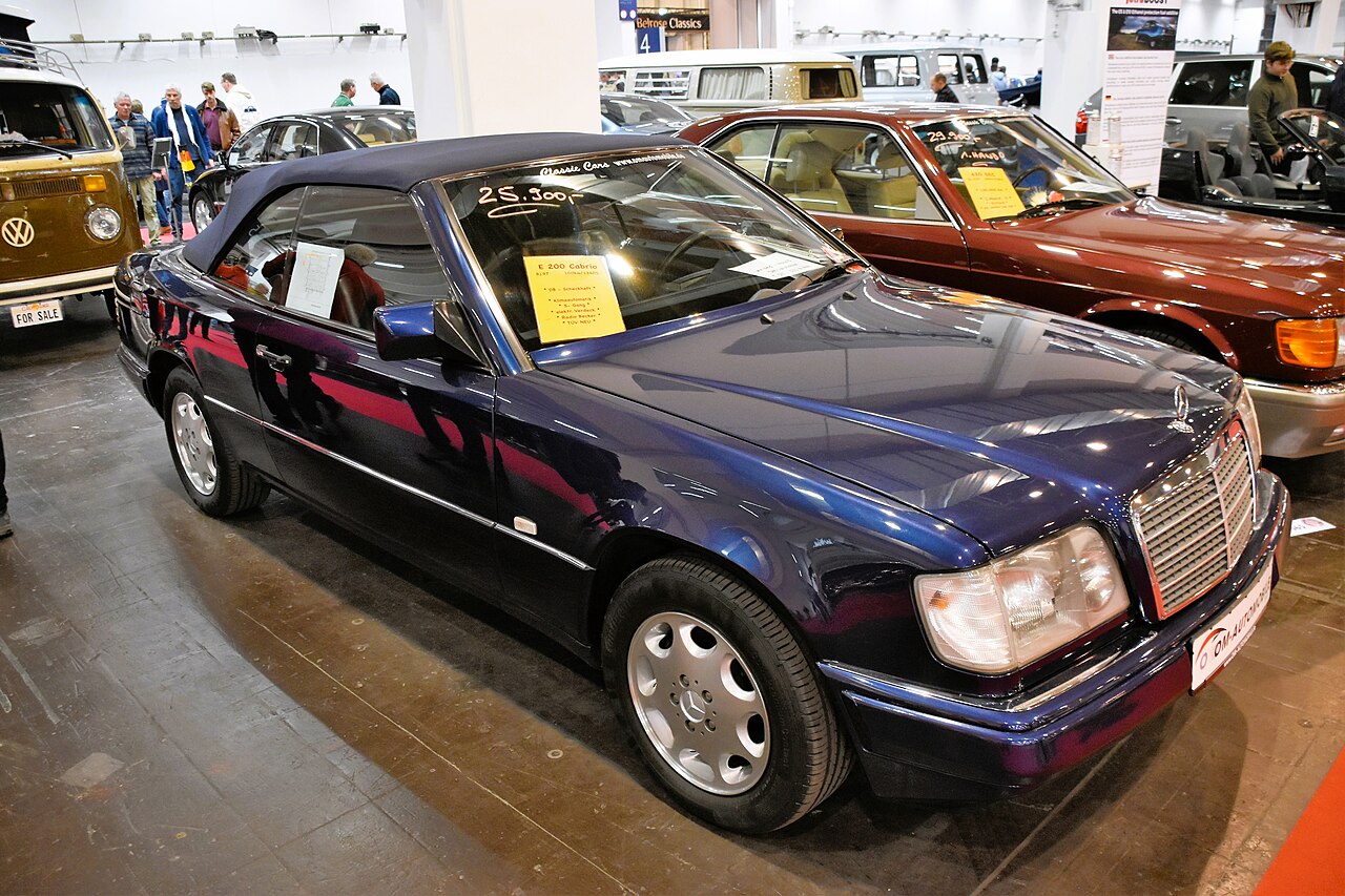 Mercedes-Benz E-Klasse E240 W210