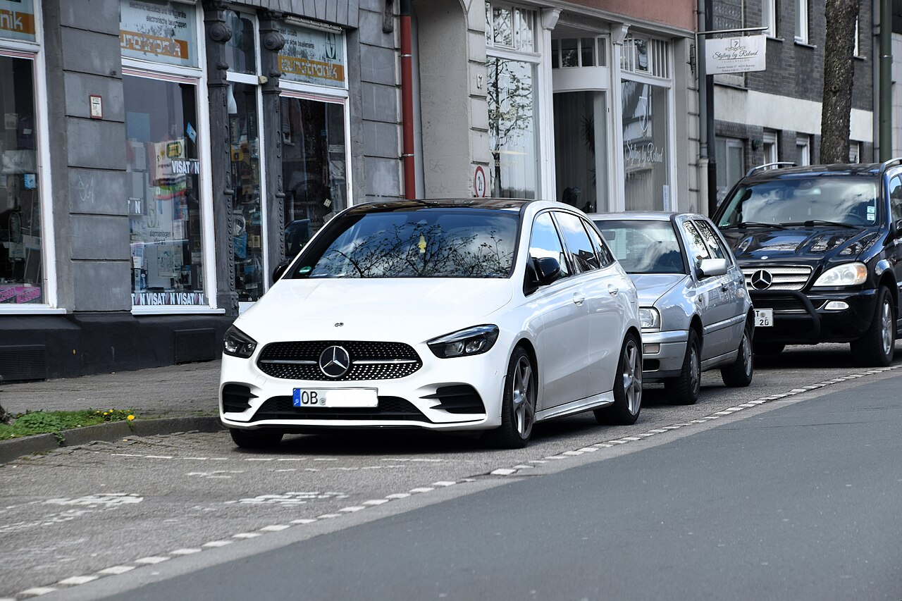 Mercedes-Benz E-Klasse E350 W211