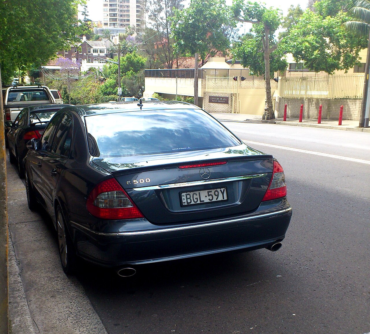 Mercedes-Benz E500 W211