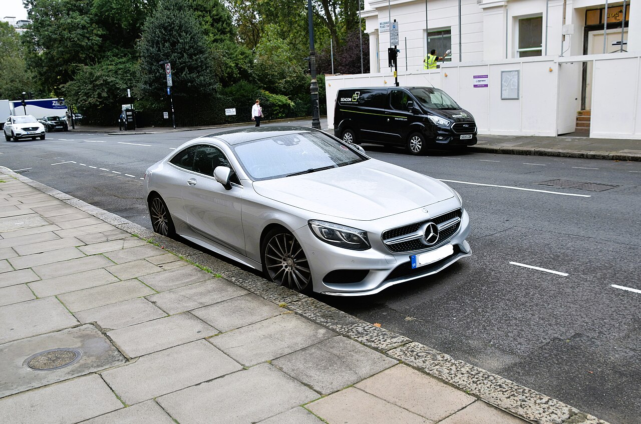Mercedes-Benz S-Klasse 380SEC C126