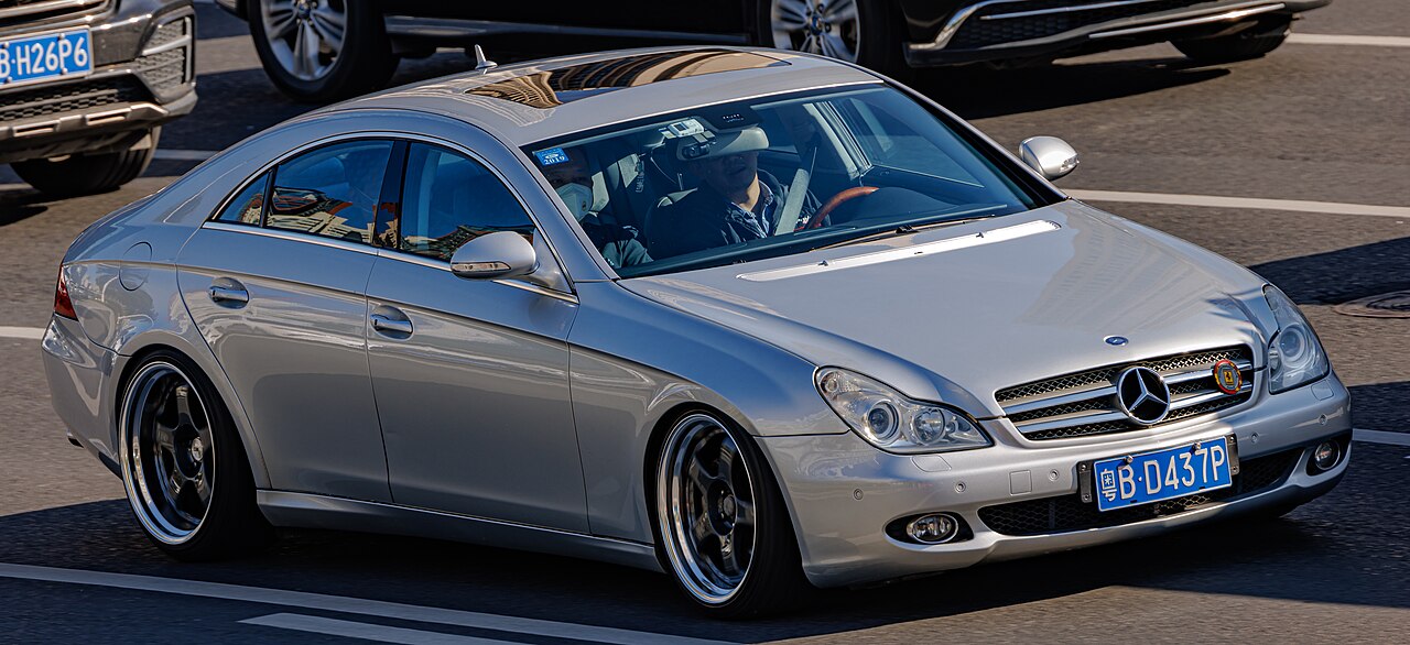 Mercedes-Benz CLS 500 C219