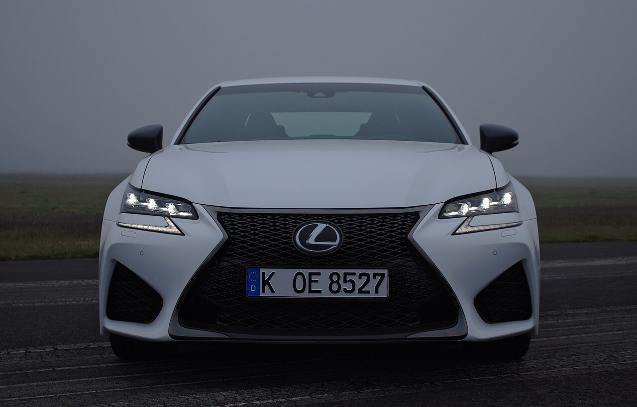 Lexus GS F 5.0 V8