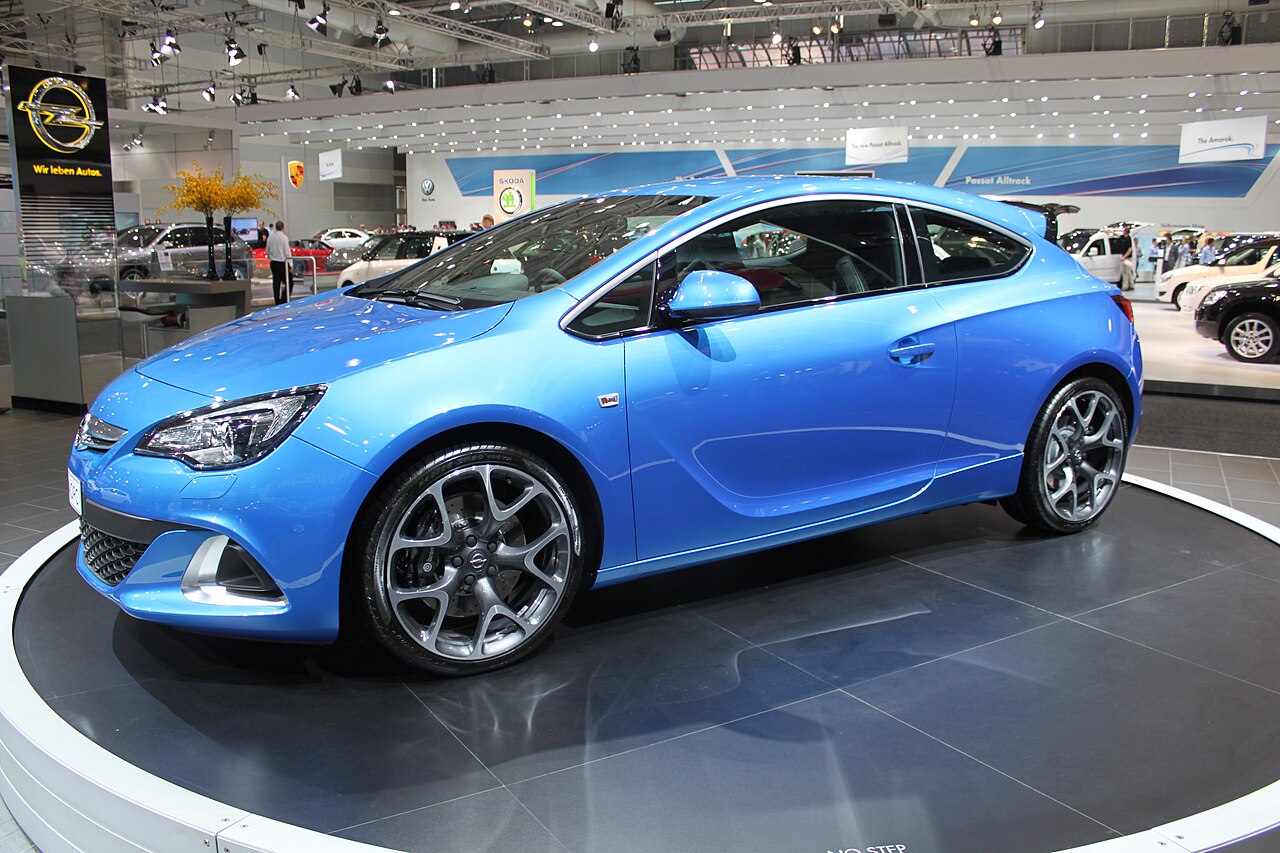 Opel Astra OPC 2.0 Turbo