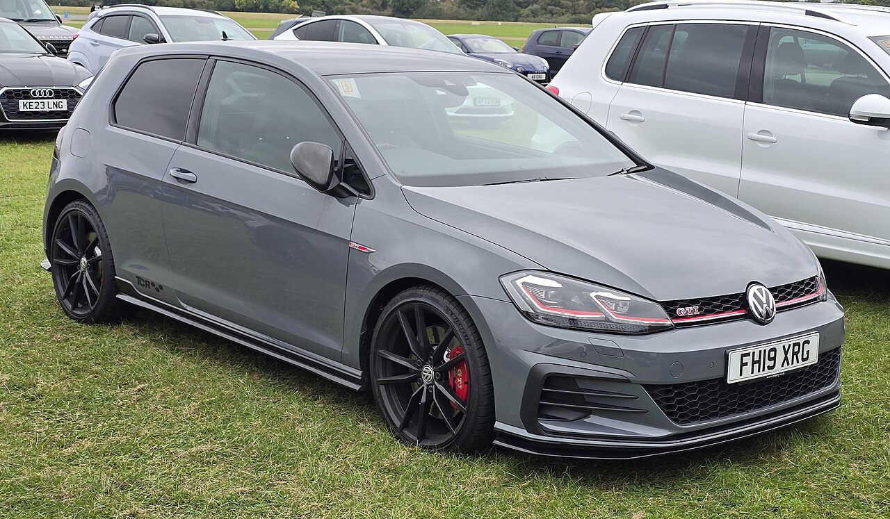 Volkswagen Golf GTI TCR 2.0 TSI