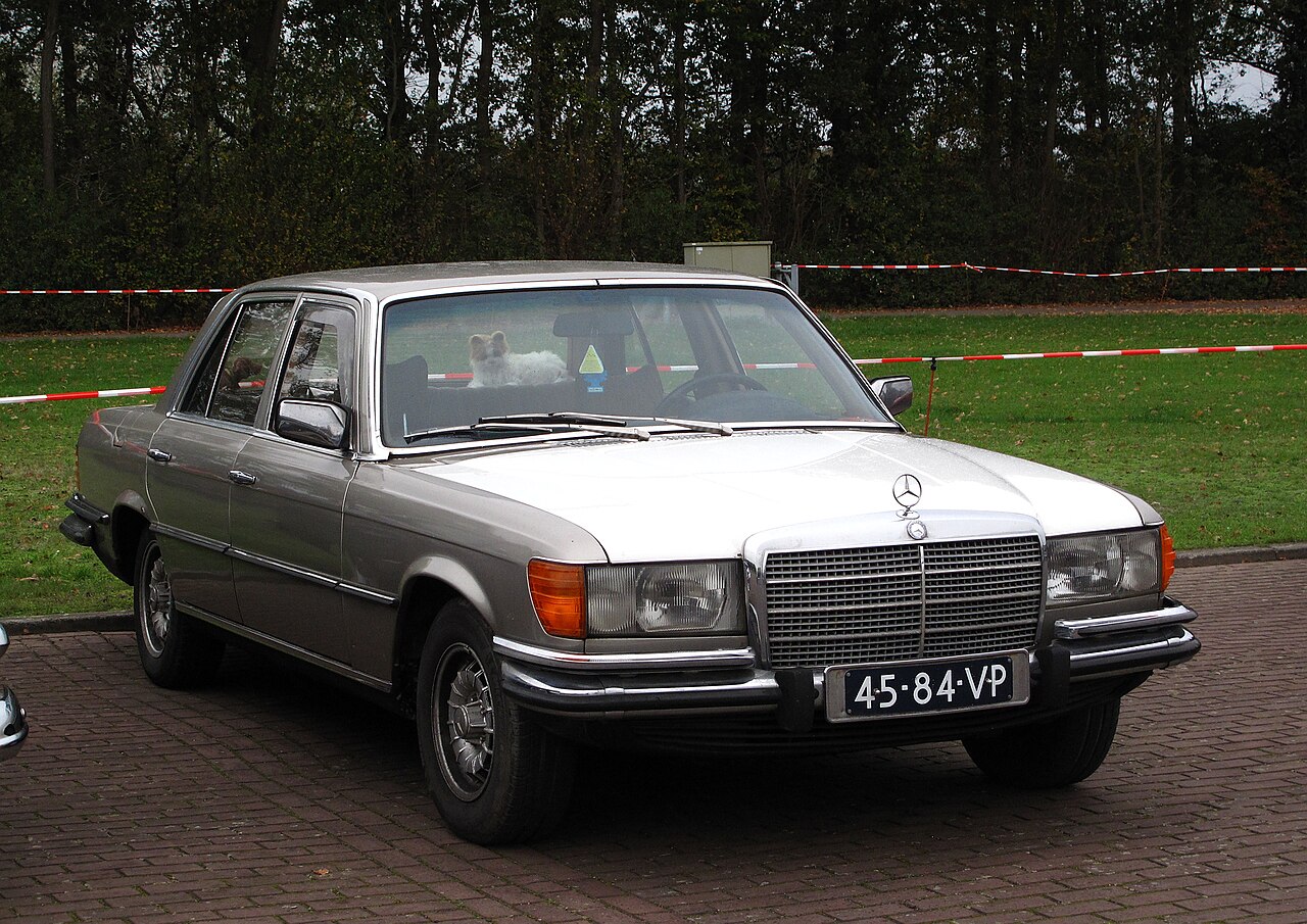 Mercedes-Benz W116 450SE W116