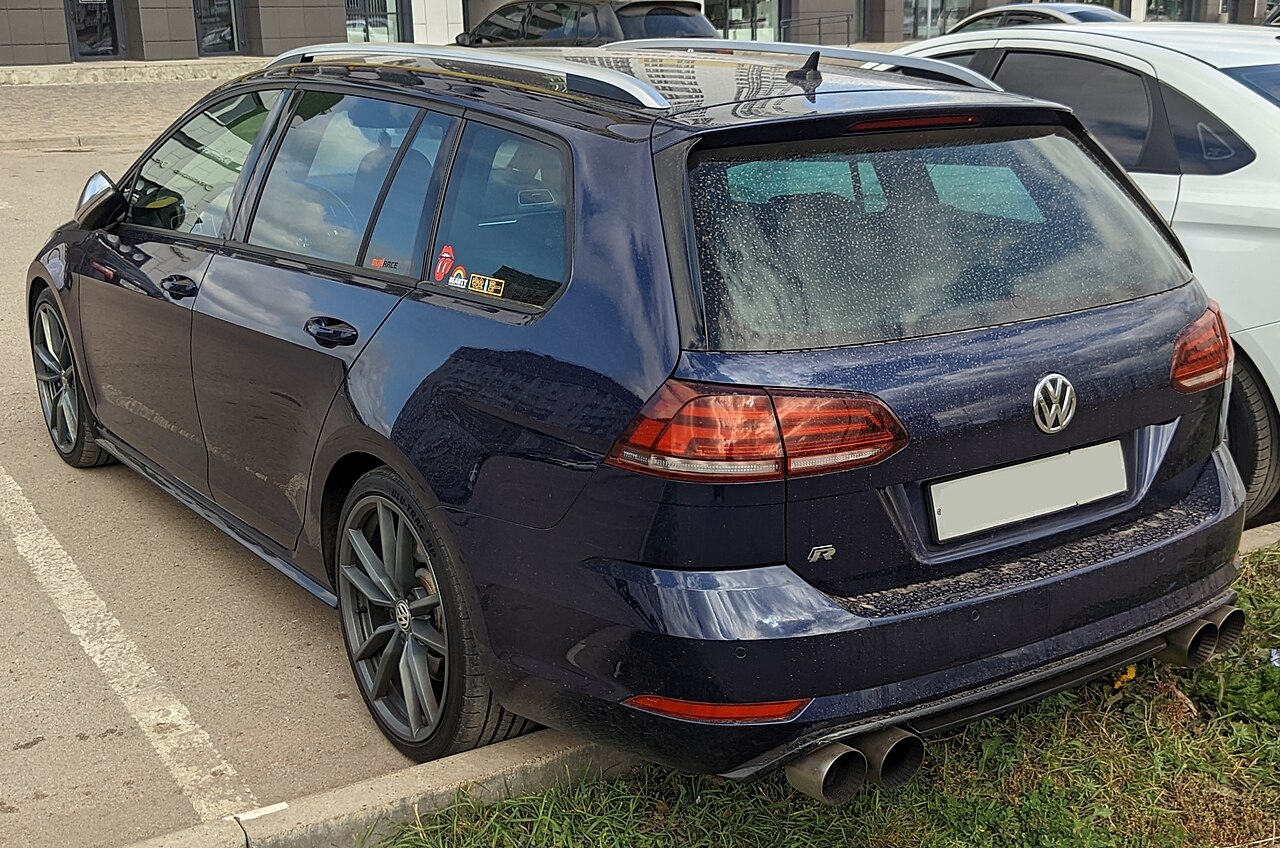 Volkswagen Golf R VII Variant