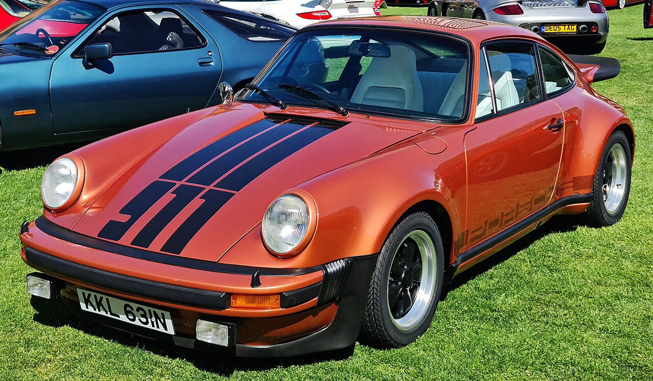 Porsche 911 Turbo 3.0 930