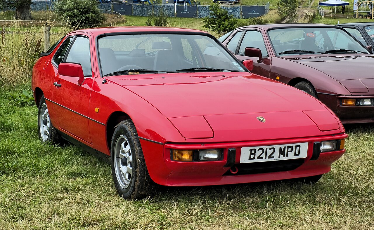 Porsche 924 S