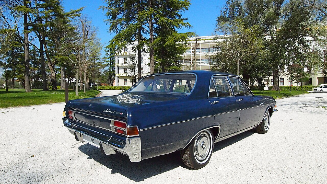 Opel Admiral 2.8 KAD A